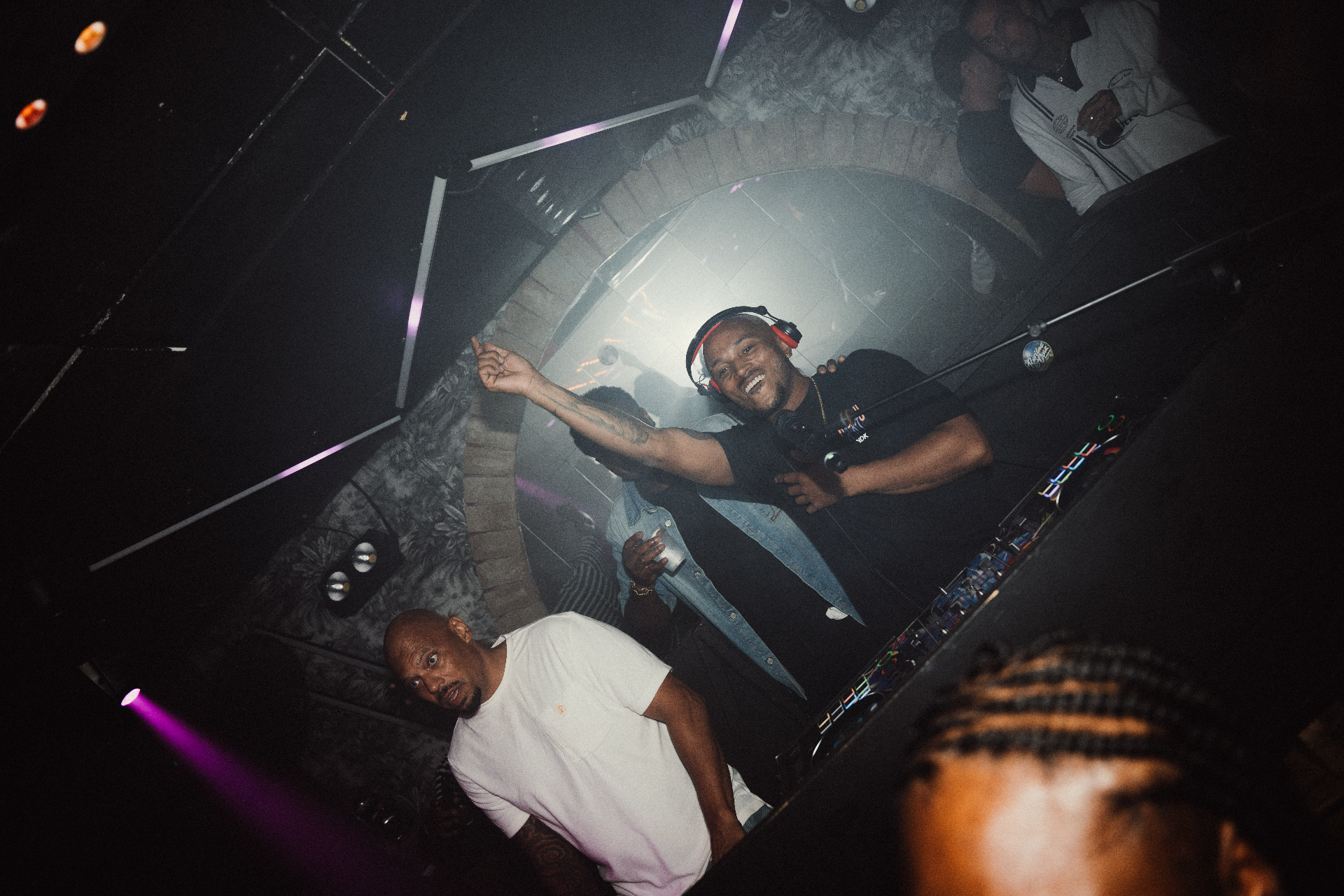 AfroGasm AfroGasm Curacao at Bar P, Willemstad — event photo 11